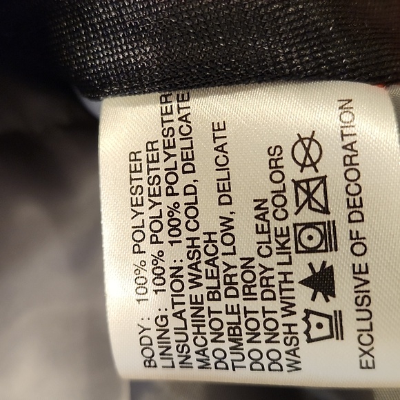 Top Golf Cutter and Buck addition Coat - Picture 13 of 16